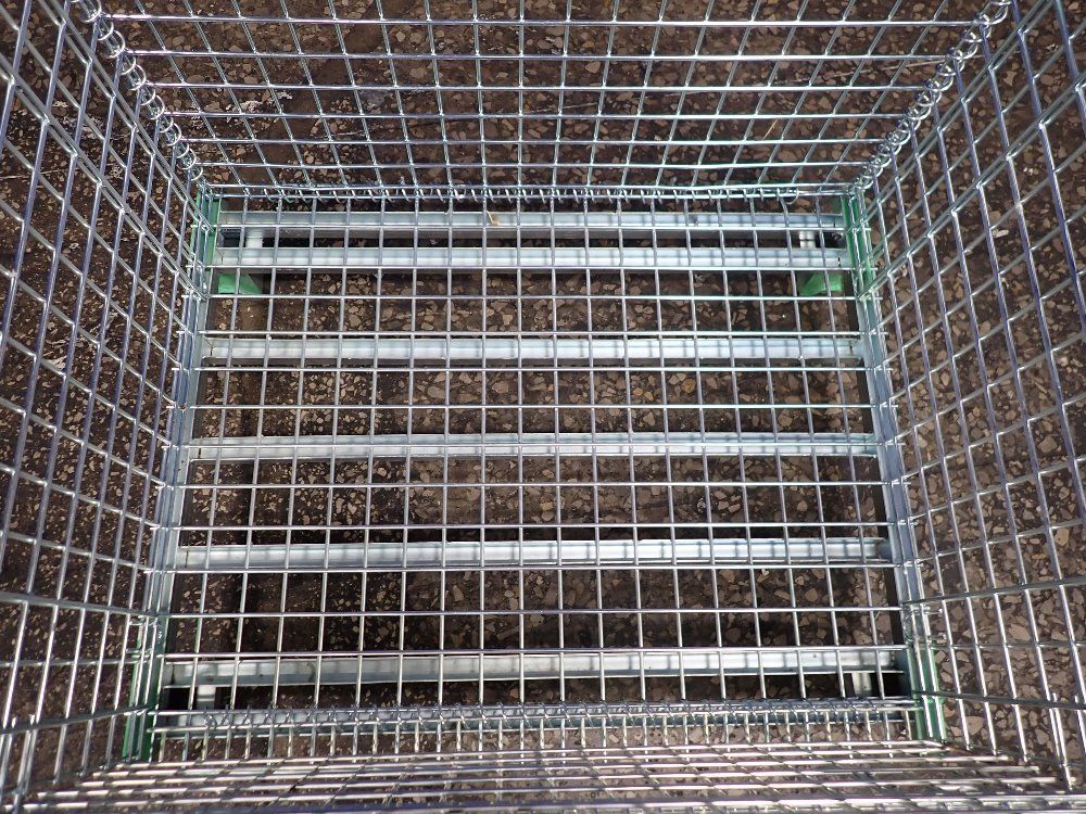 Collapsable Wire Basket