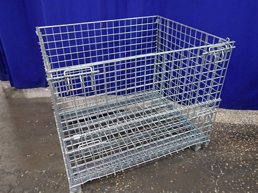 COLLAPSABLE WIRE BASKET