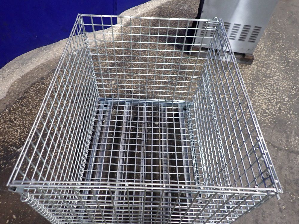  Collapsable Wire Basket