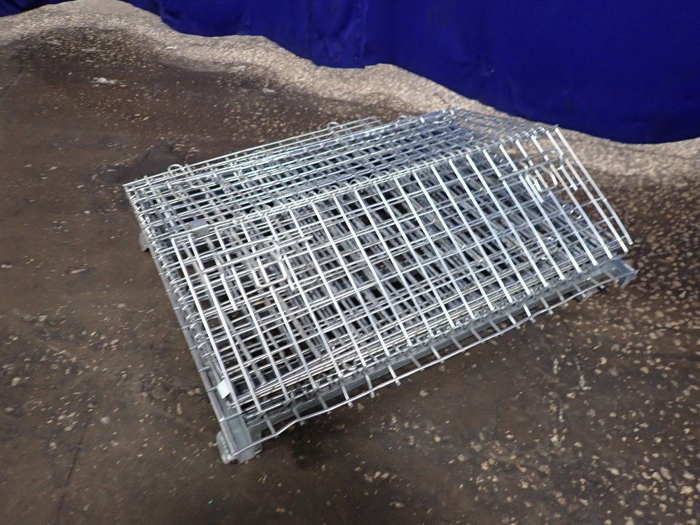  Collapsable Wire Basket