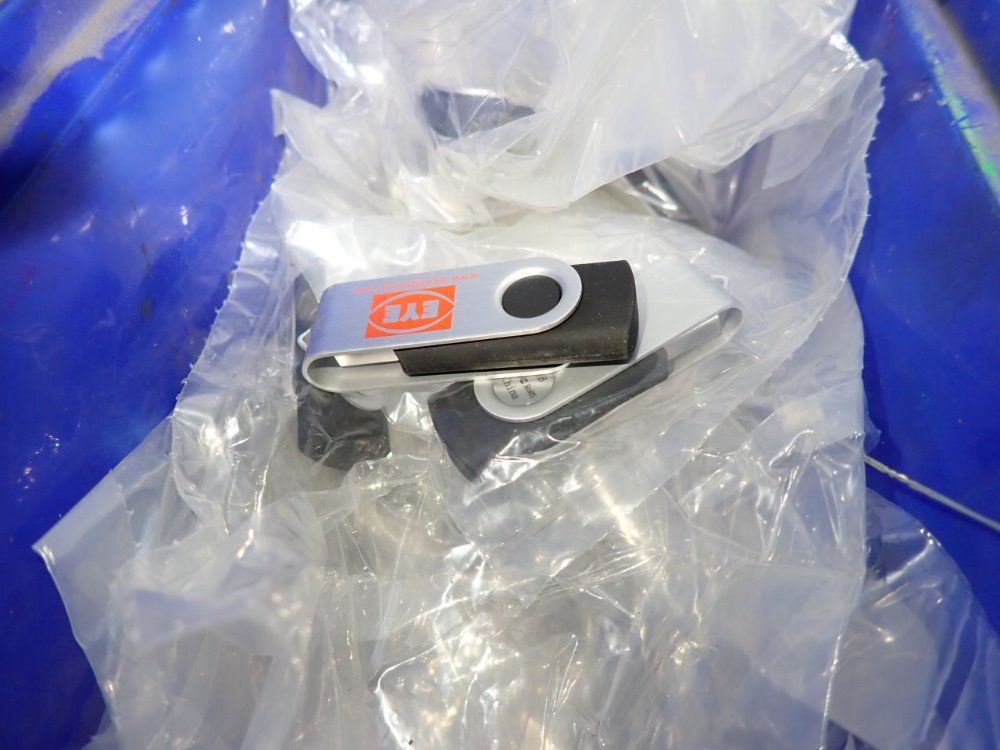 Eye Lighting Flash Drives