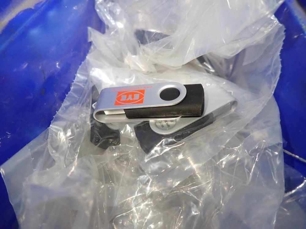 Eye Lighting Flash Drives
