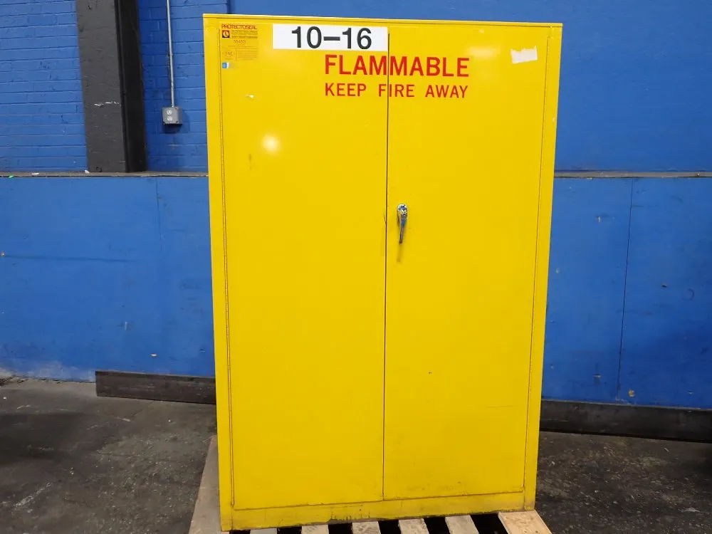 FLAMMABLE STORAGE CABINET