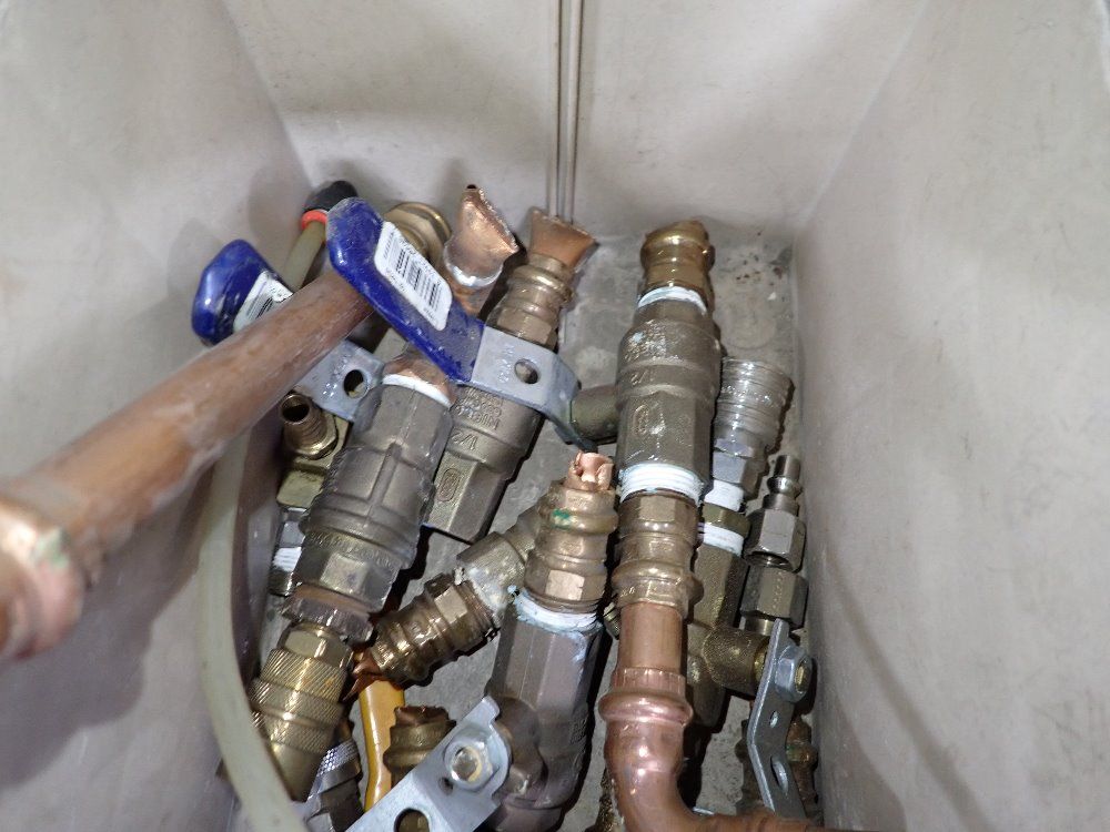  Valves