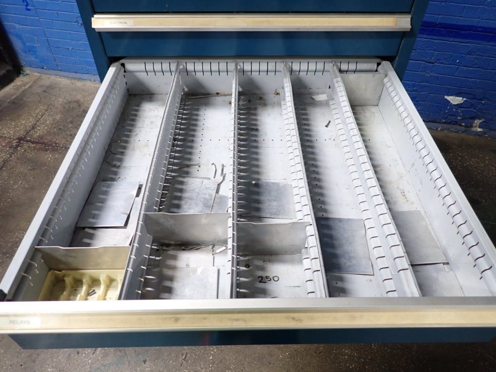  Tool Cabinet