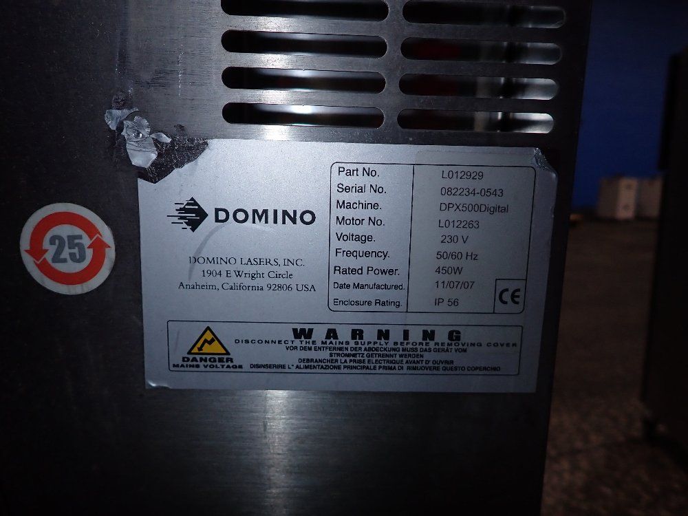 Domino Fume Extraction Cabinet