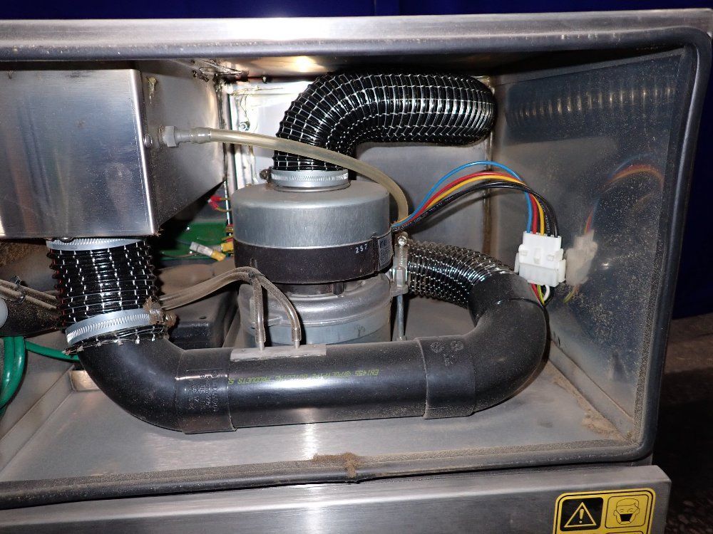 Domino Fume Extraction Cabinet