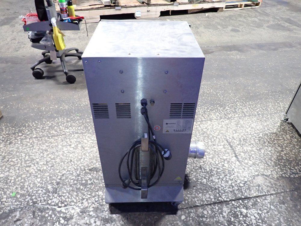 Domino Fume Extraction Cabinet