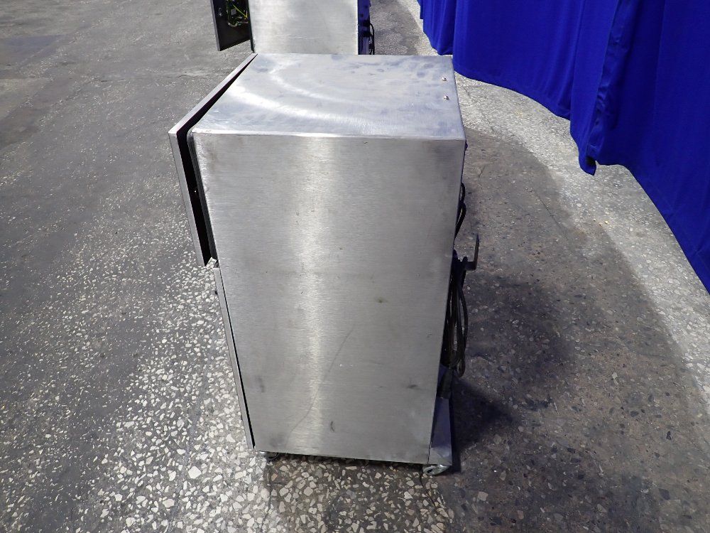 Domino Fume Extraction Cabinet