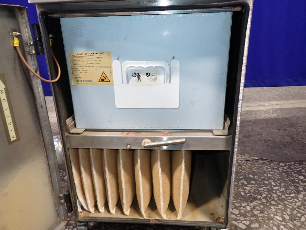 Domino Fume Extraction Cabinet