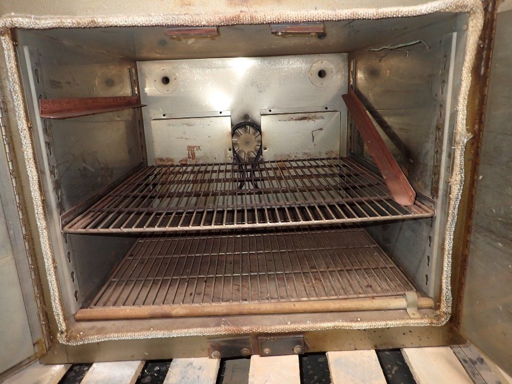 Quincy Lab Bench Oven