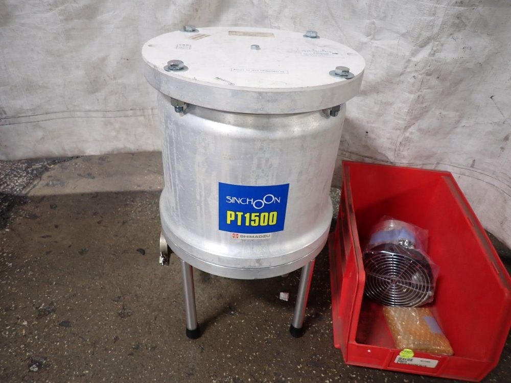 Shimadzu 2001 Shimadzu Pt1500 Turbo Molecular Pump