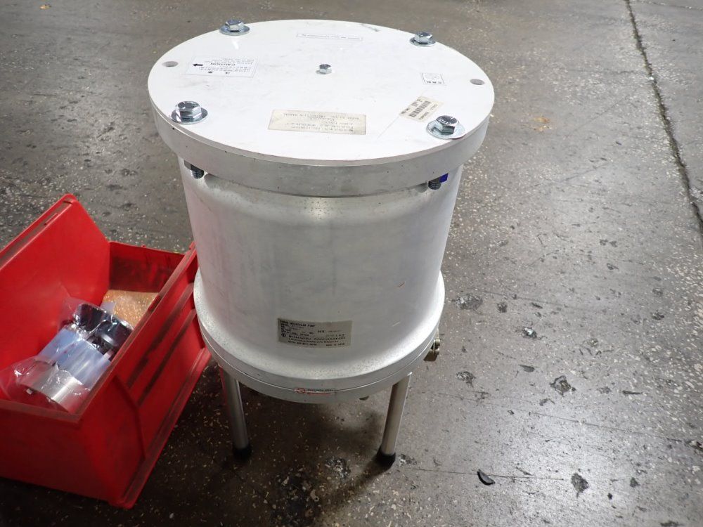 Shimadzu 2001 Shimadzu Pt1500 Turbo Molecular Pump