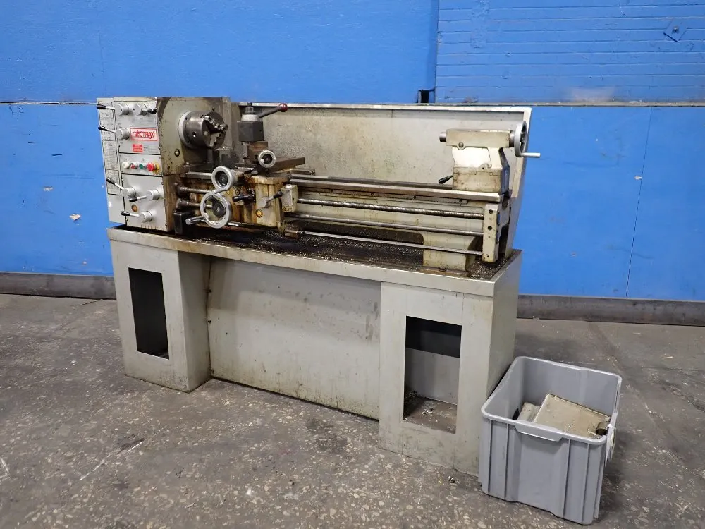 GAP BED LATHE
