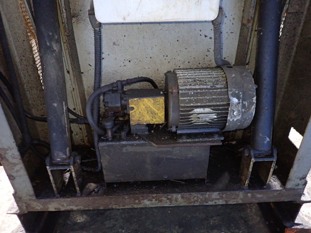  Dump Hopper