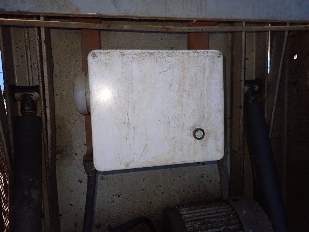  Dump Hopper