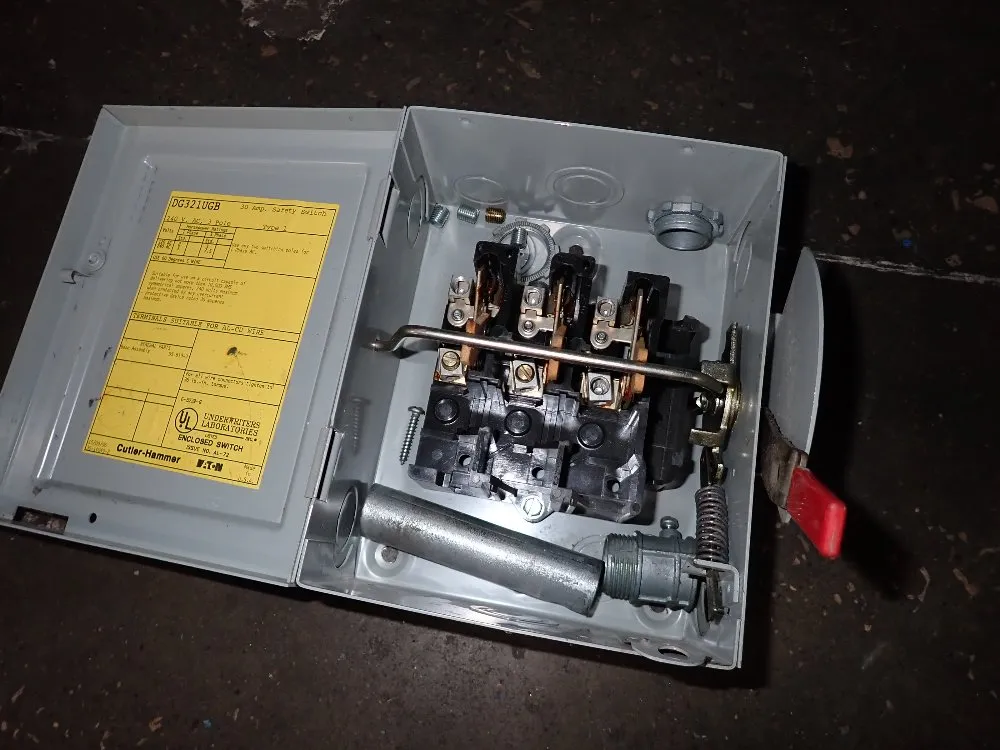Cutlerhammer Fusible Safety Switch