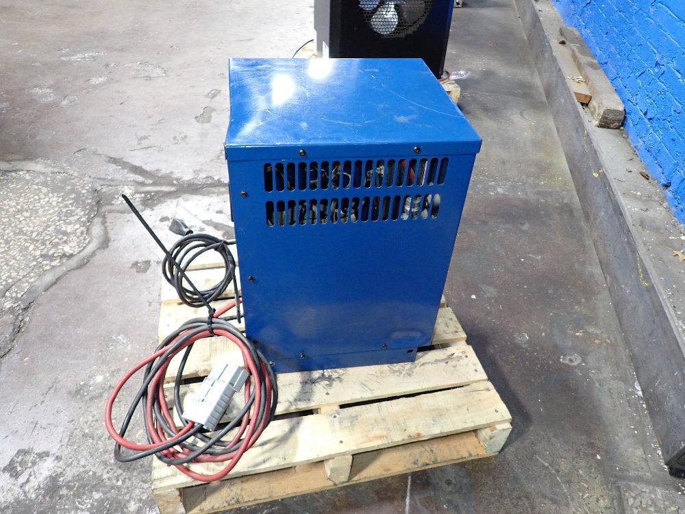 Patriot Battery Charger