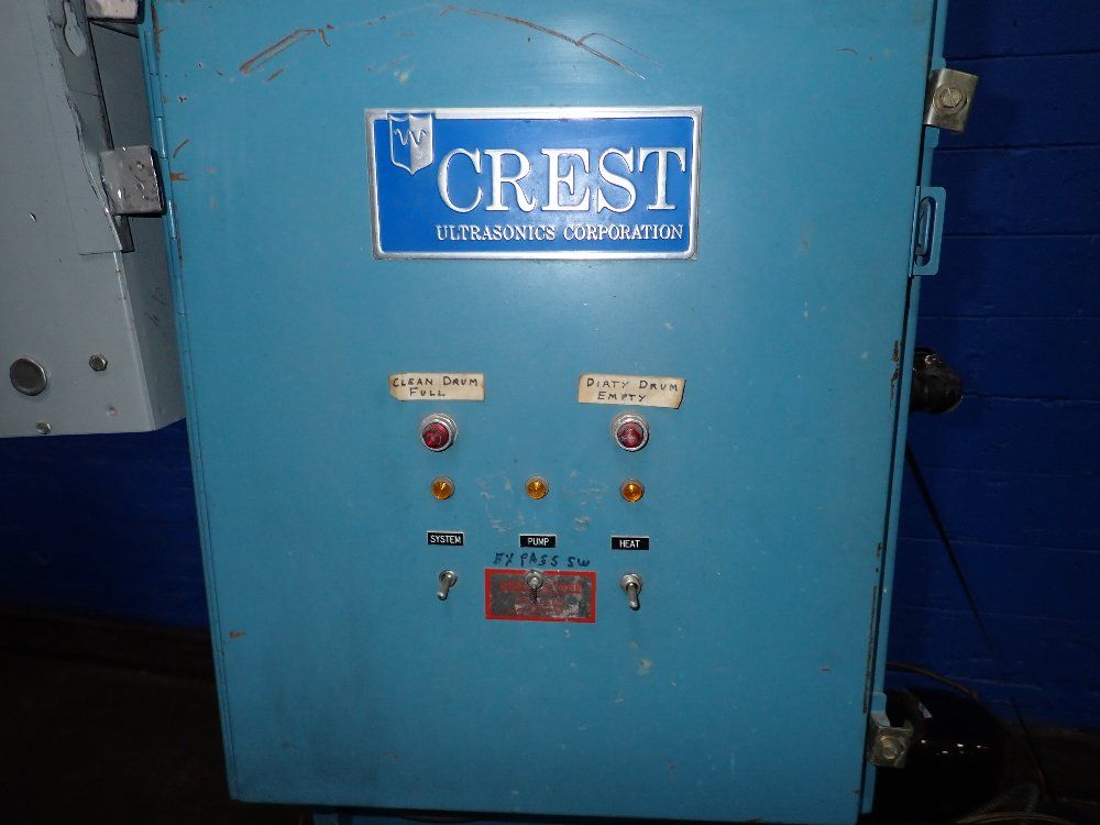 Crest Chamber