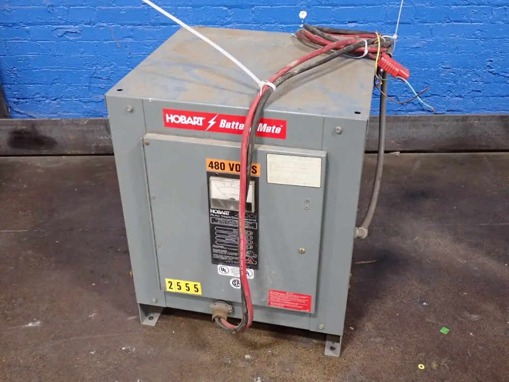 BATTERY CHARGER