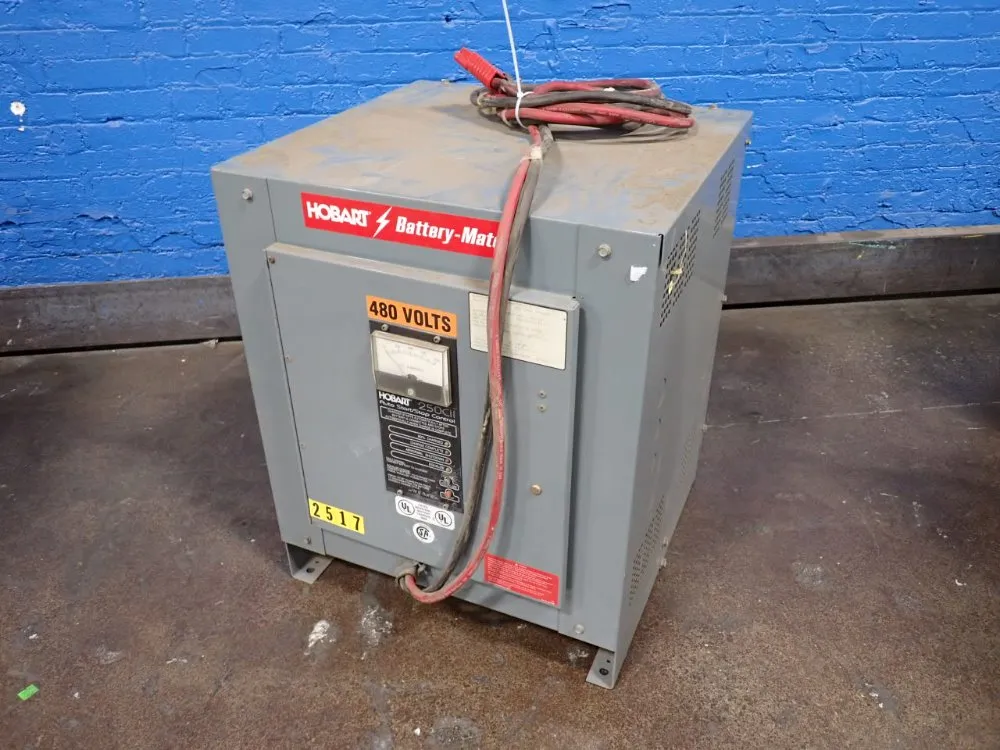 BATTERY CHARGER