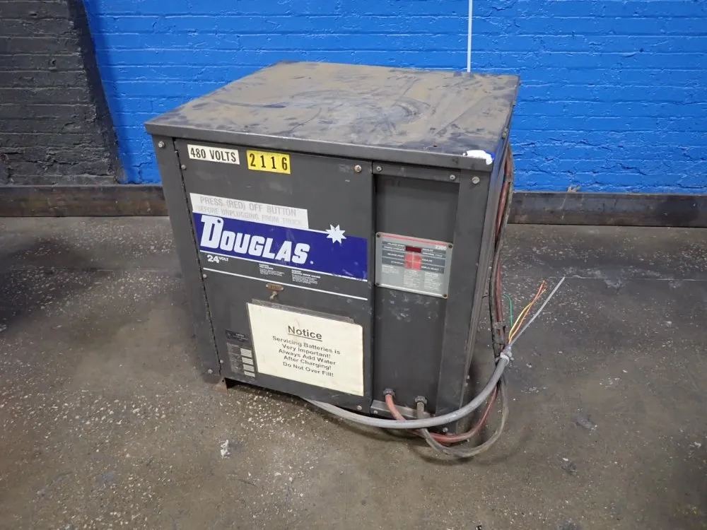 BATTERY CHARGER