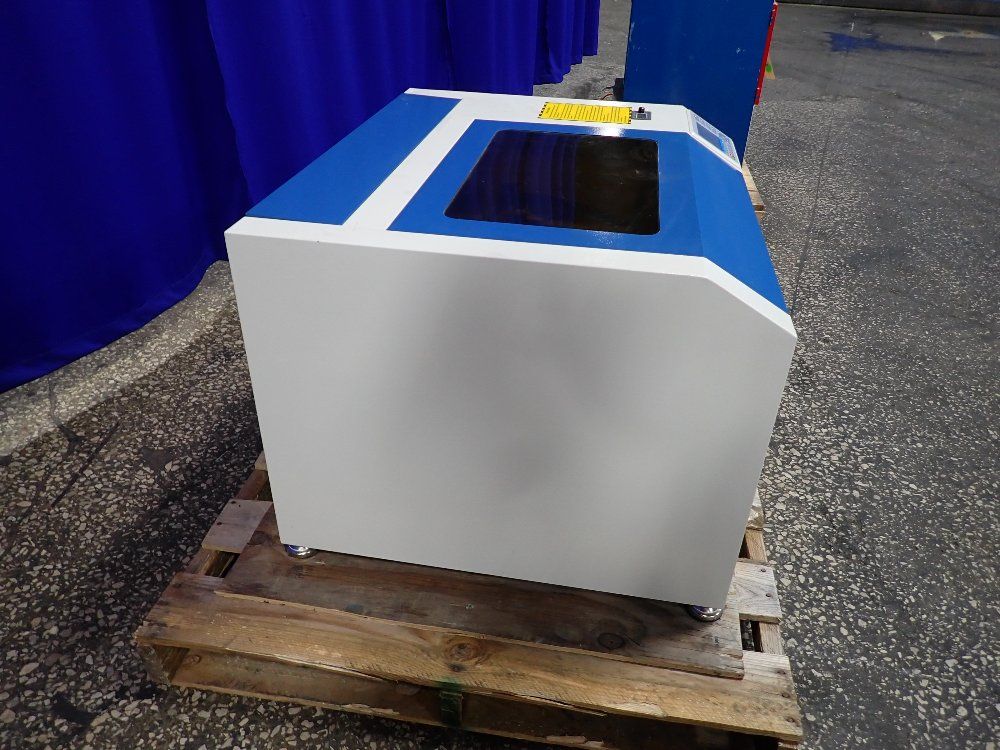 Luoyang Xincheng Precision Machinery 16"x15" Table Sfx-4040 Laser Engraving Machine - Sfx-4040