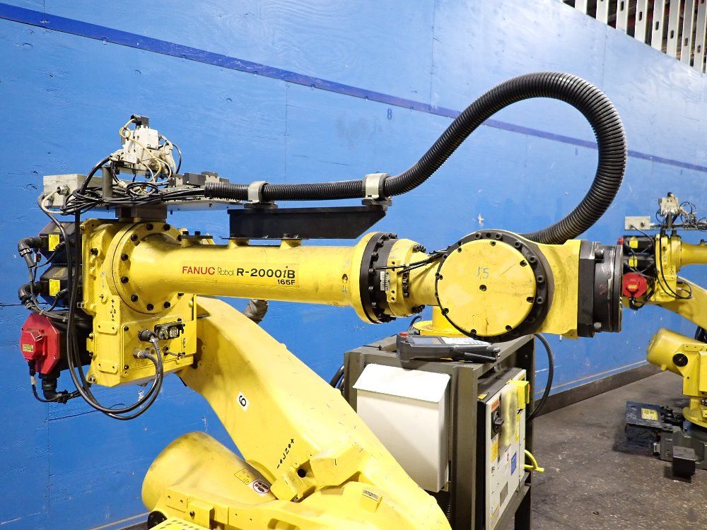Fanuc 2013 Fanuc R2000ib 165f Robot