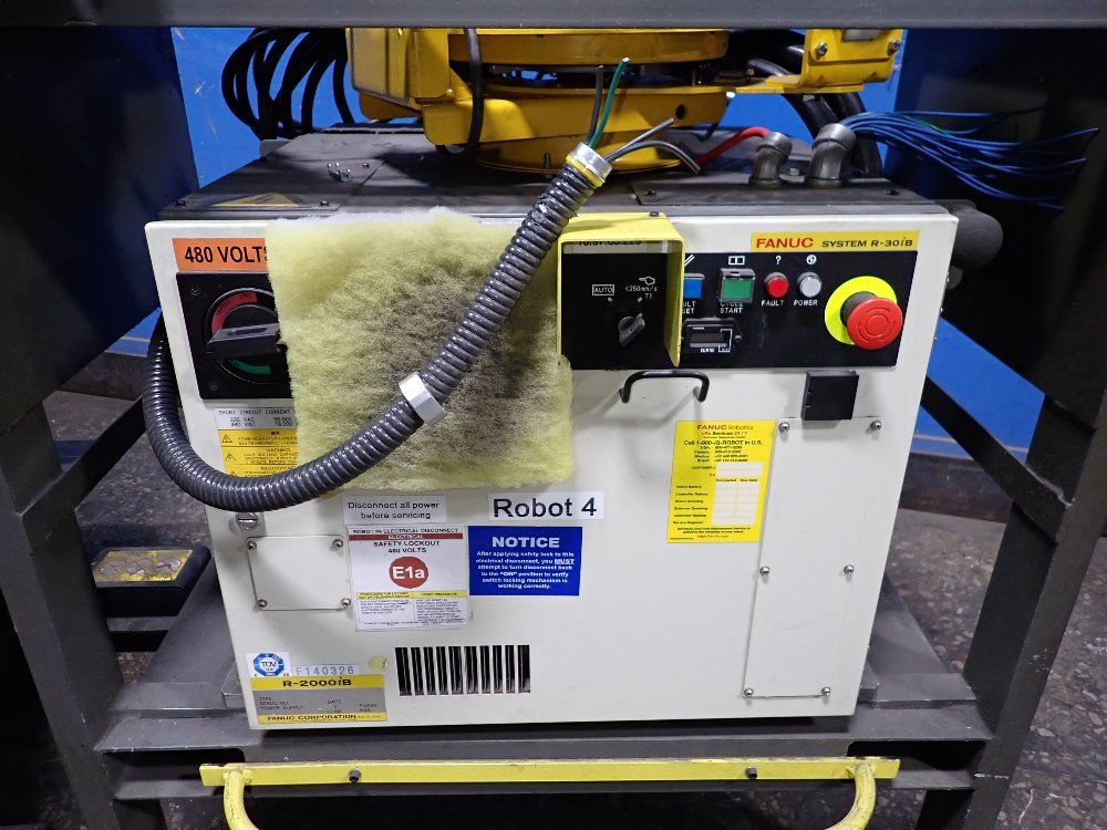 Fanuc 2013 Fanuc R2000ib 165f Robot