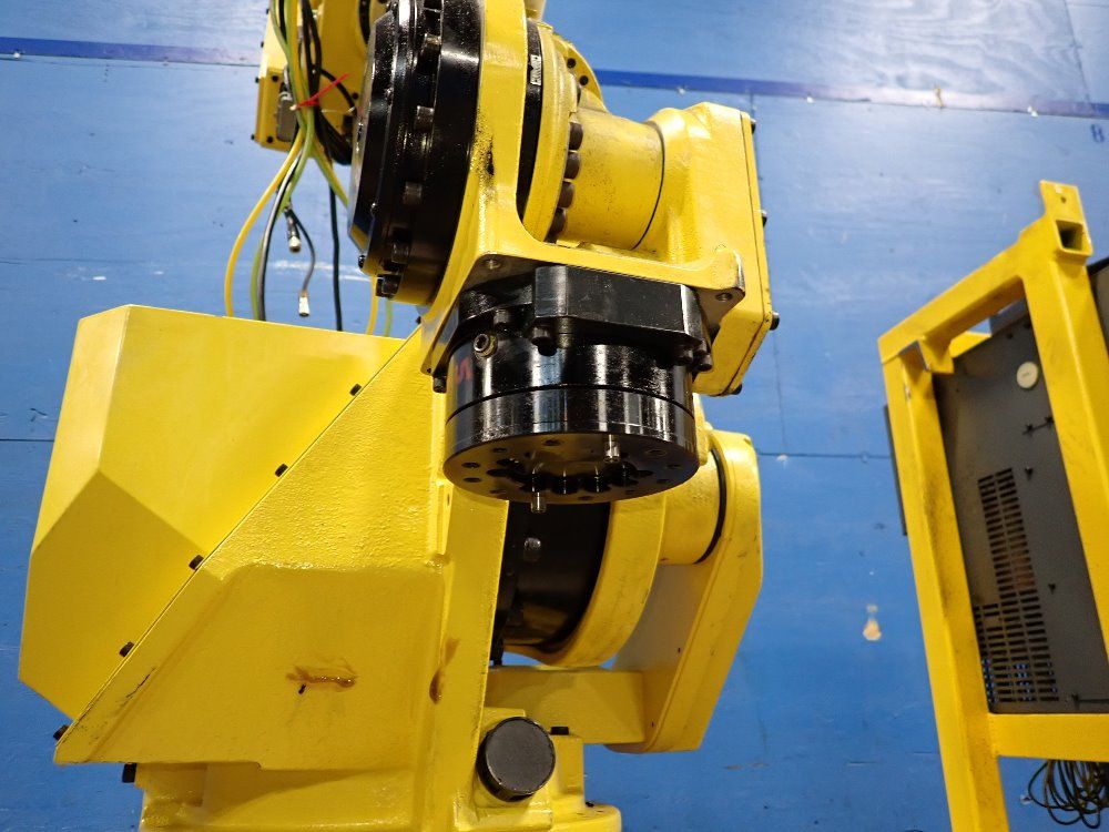 Fanuc 2013 Fanuc M710ic 50 Robot