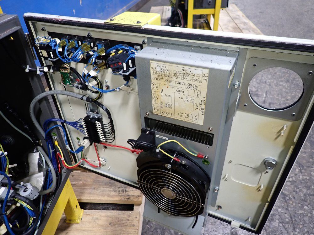 Fanuc 2013 Fanuc M710ic 50 Robot