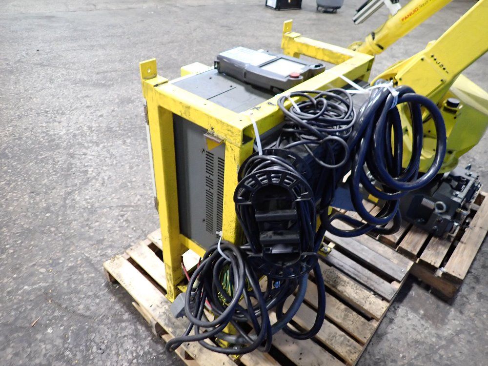 Fanuc 2013 Fanuc M710ic 50 Robot