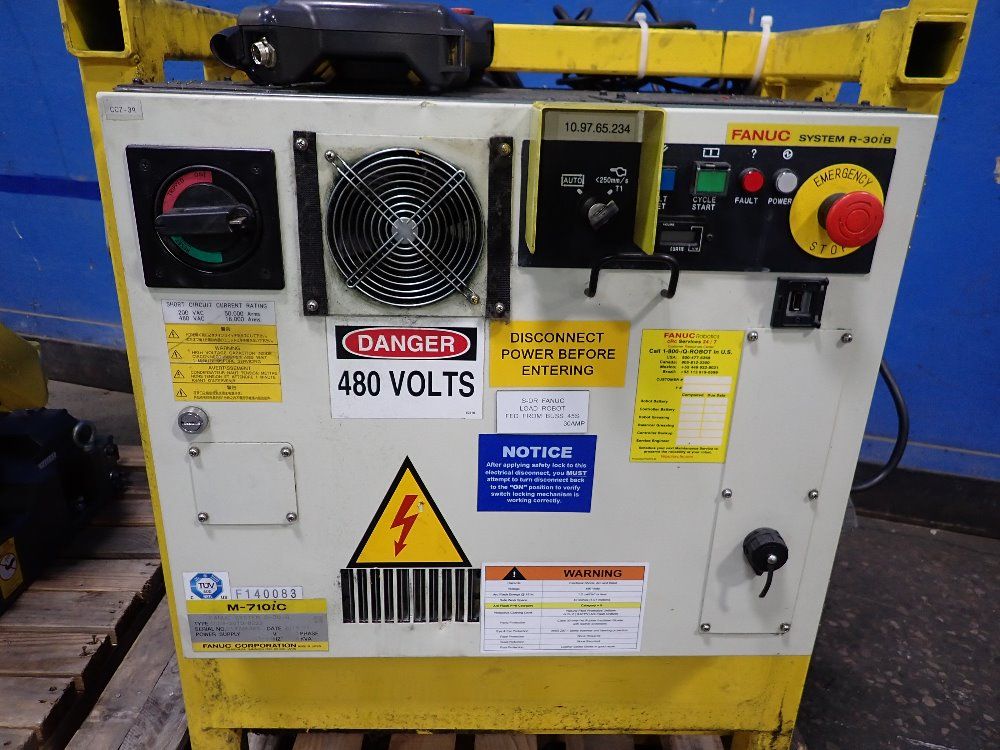 Fanuc 2013 Fanuc M710ic 50 Robot