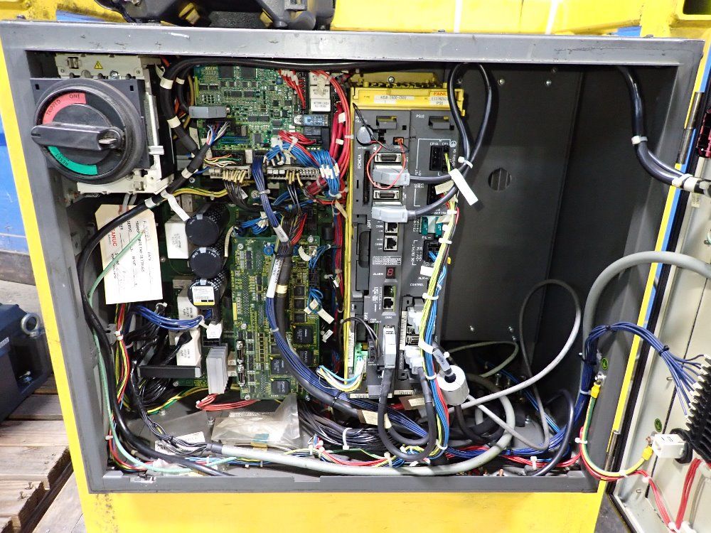 Fanuc 2013 Fanuc M710ic 50 Robot
