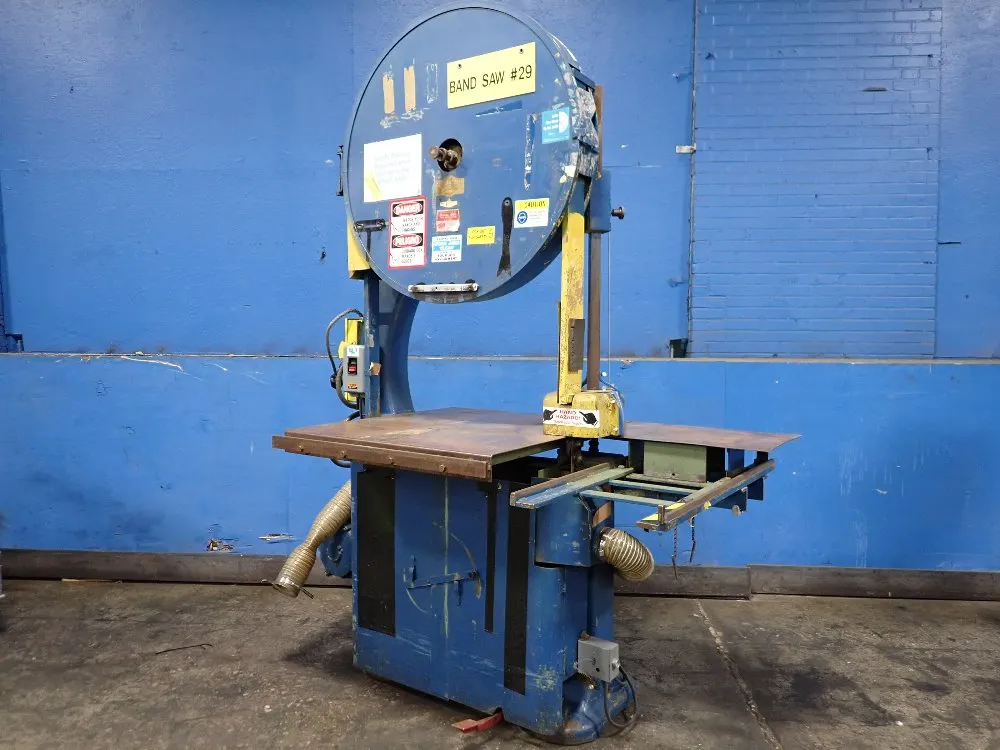 VERTICAL BAND SAW