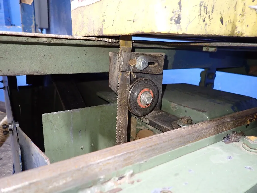 Tannewitz Vertical Band Saw