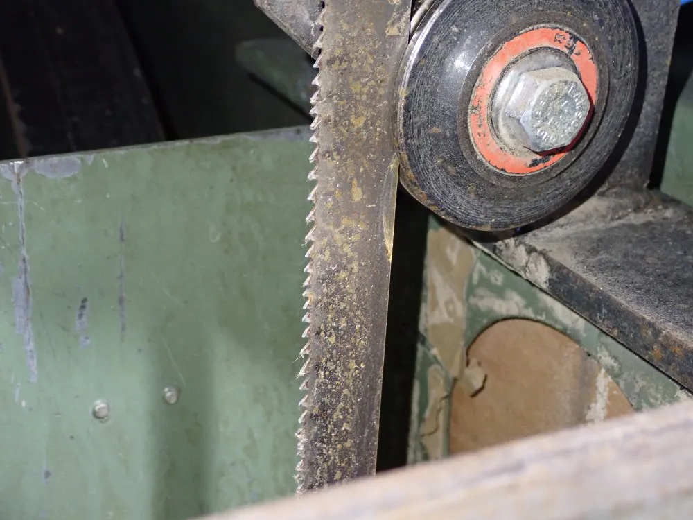 Tannewitz Vertical Band Saw