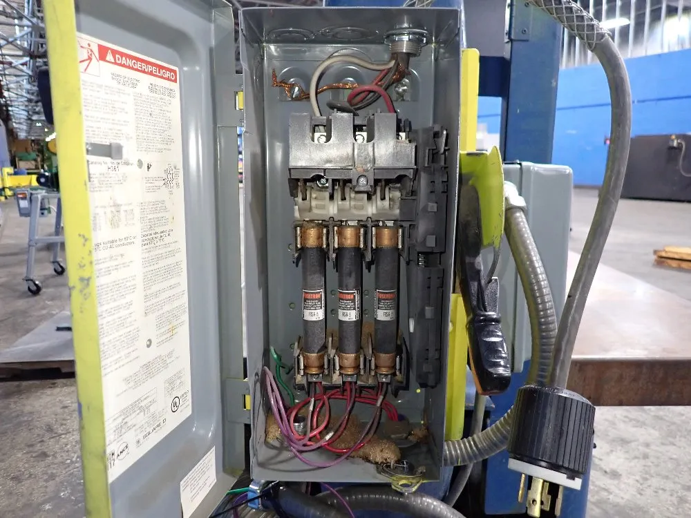 Tannewitz Vertical Band Saw