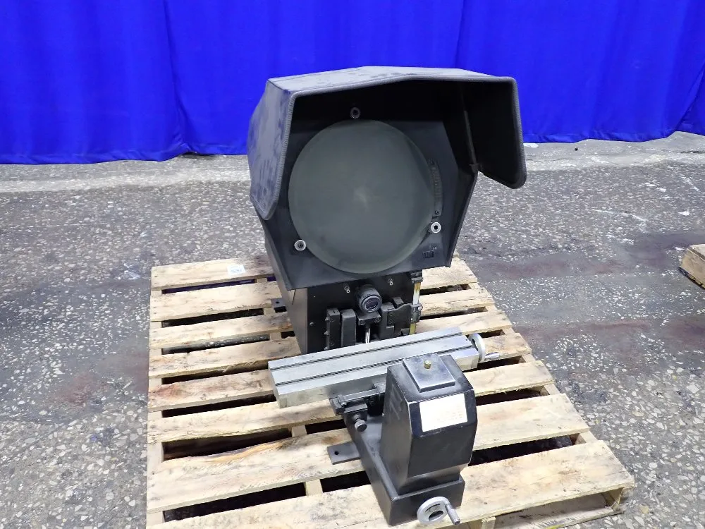 Suburban Tool Master View Optical Comparator