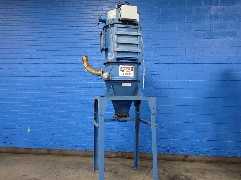 DUST COLLECTOR
