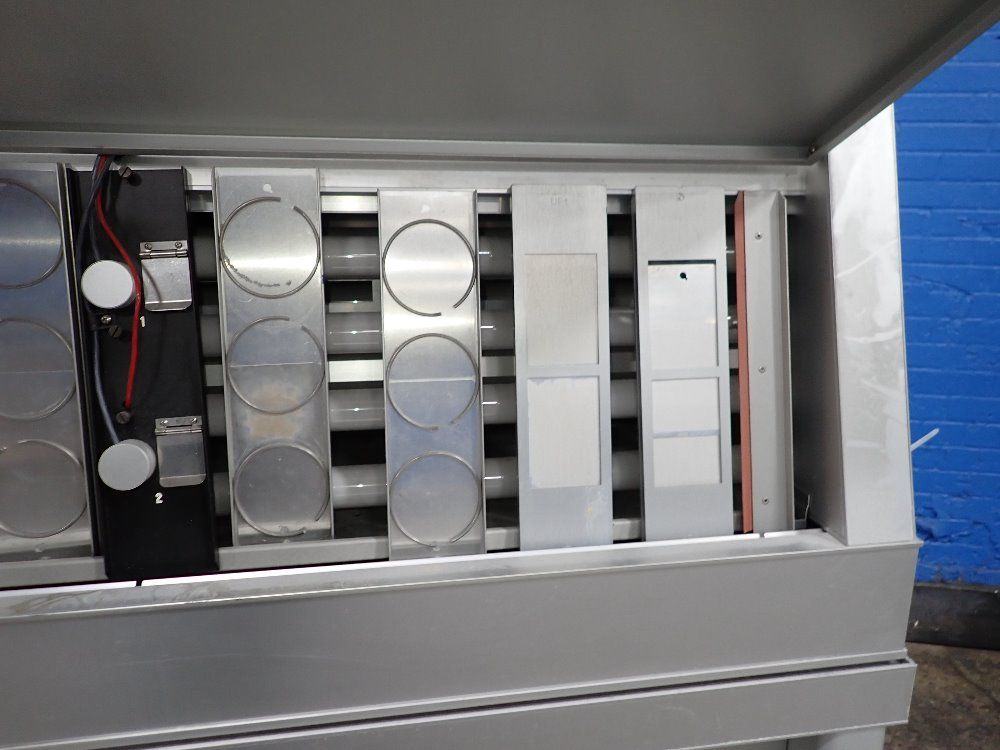 Qlab Qlab Quvcw Accelerated Weathering Tester