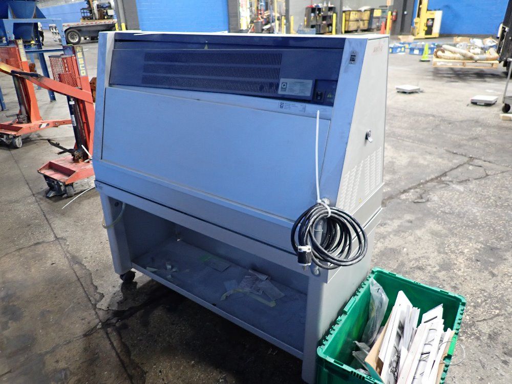 Qlab Qlab Quvcw Accelerated Weathering Tester