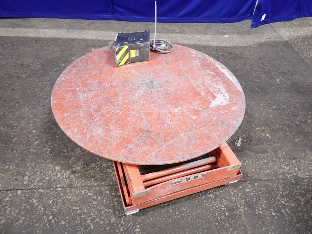 LIFT TABLE