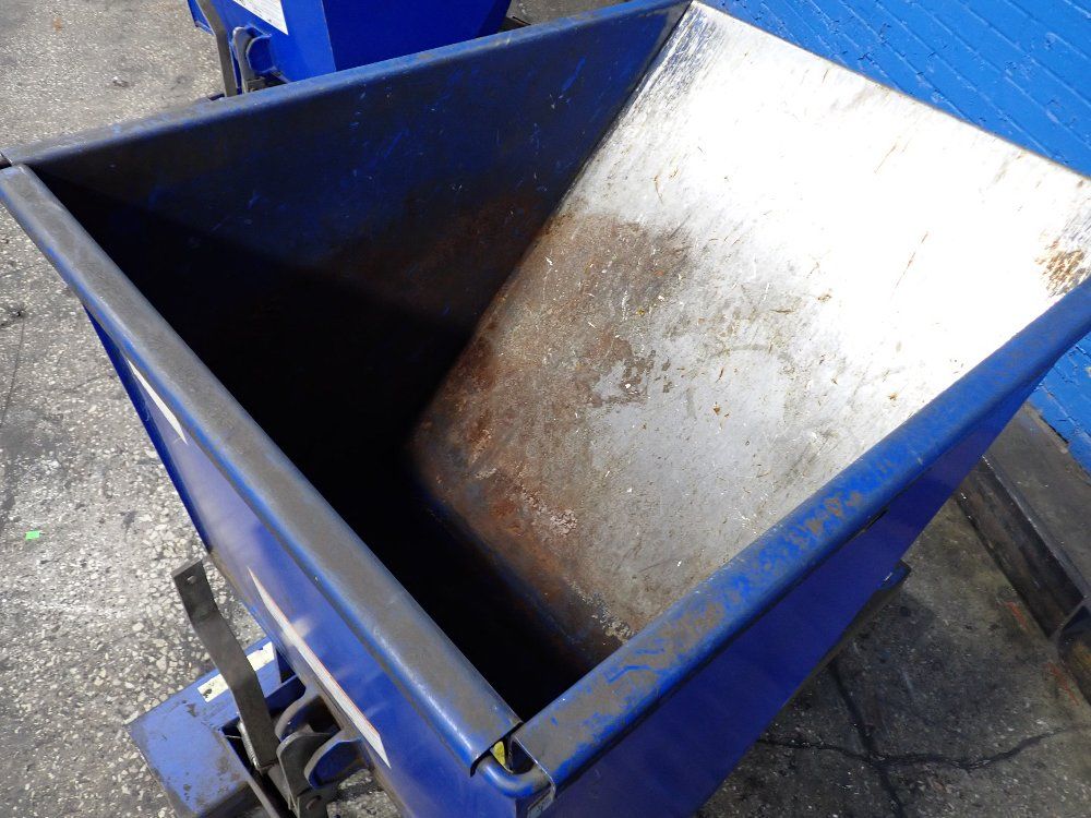 Vestil Self Dumping Hopper