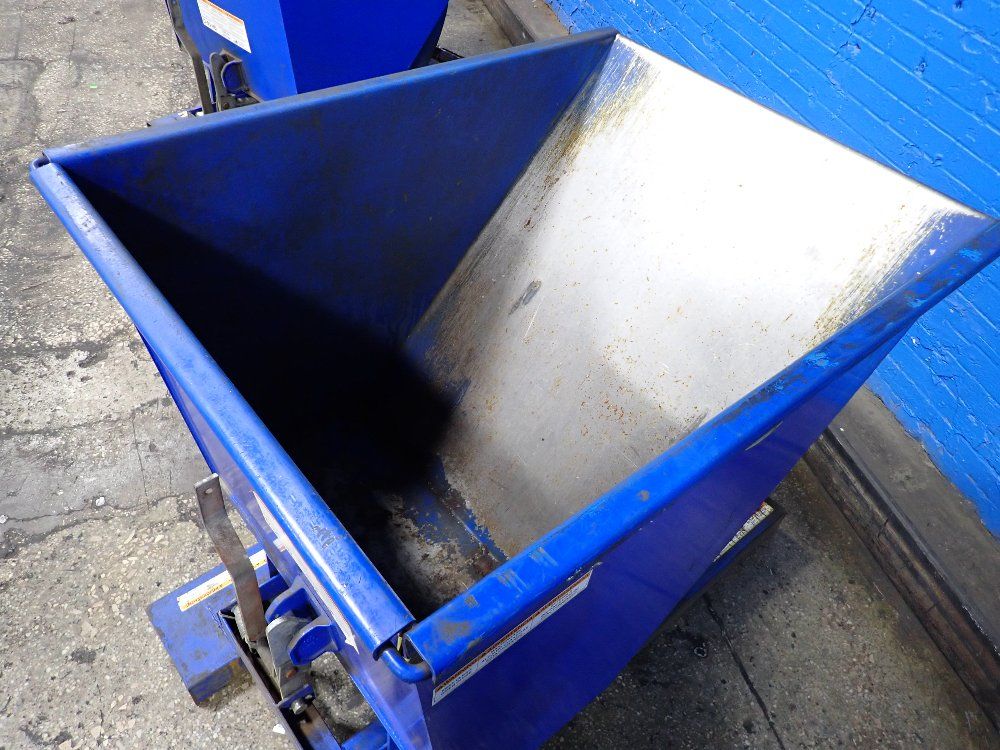 Vestil Self Dumping Hopper