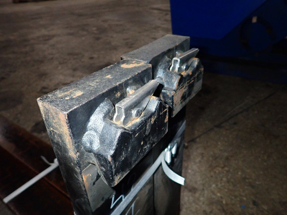  Forklift Forks