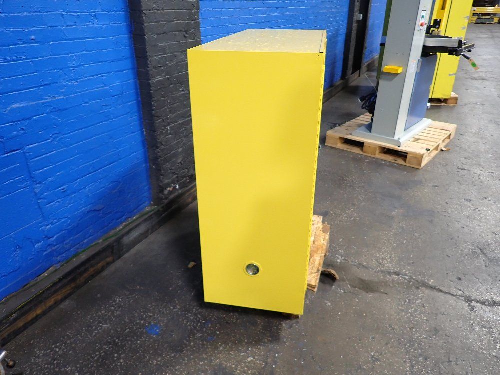 Uline Flammable Liquid Storage Cabinet