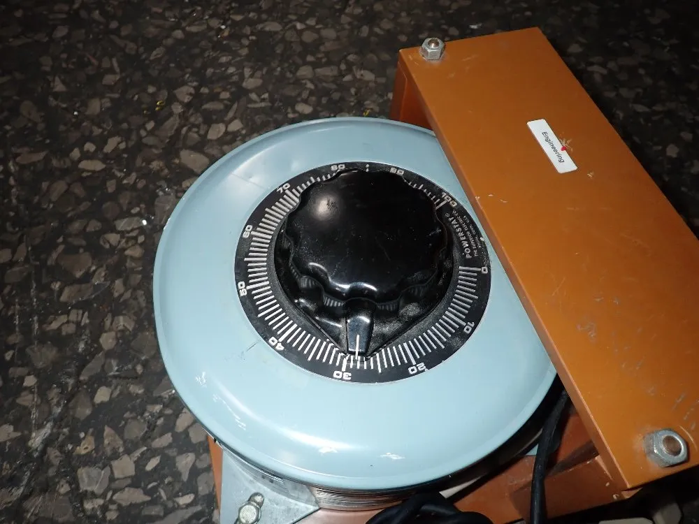 Powerstat Voltage Meter