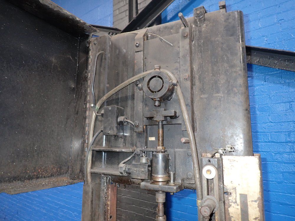 Marvel Marvel Series 8 Mark Ii Vertical Bandsaw