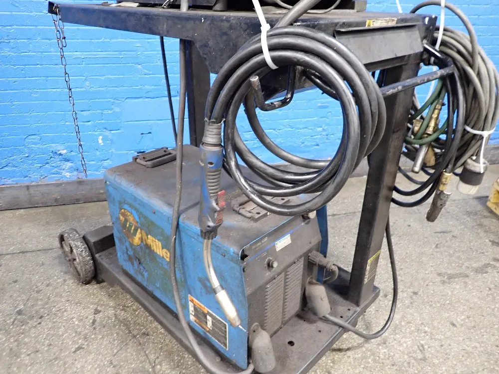 Miller Miller Invision 456p Welder